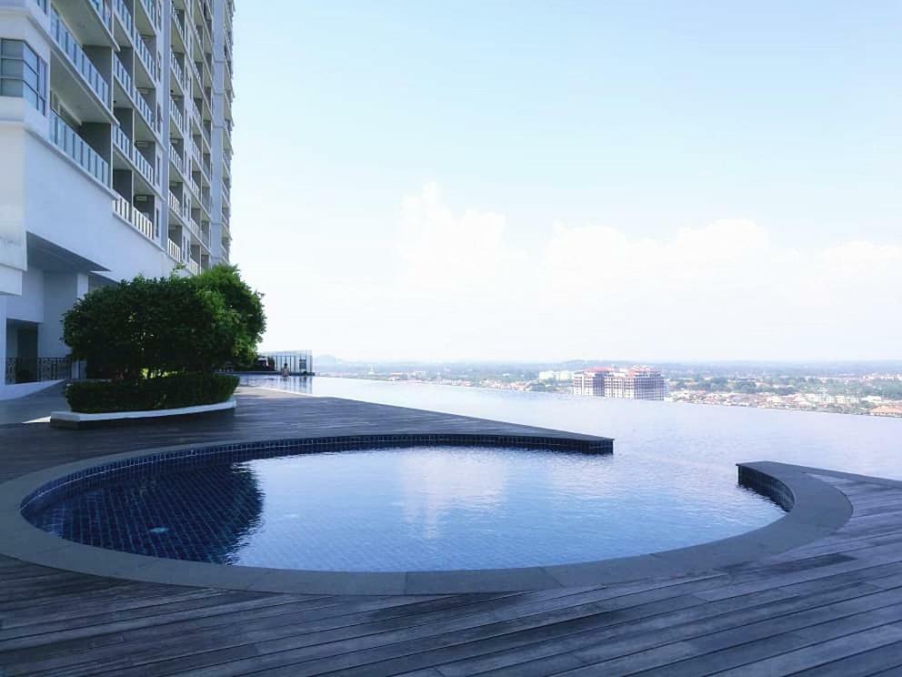 50m² 1 slaapkamer, 1 privé badkamer Appartement in Melaka Raya Buitenkant foto
